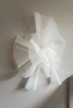 Load image into Gallery viewer, Elusive 02