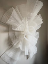 Load image into Gallery viewer, Elusive 05.