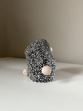 Load image into Gallery viewer, Monochrome Flow