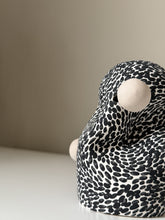 Load image into Gallery viewer, Monochrome Flow