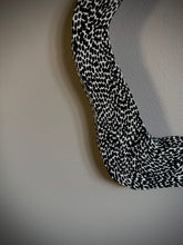 Load image into Gallery viewer, Monochrome sculpt