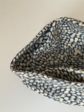 Load image into Gallery viewer, Monochrome layers