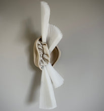 Load image into Gallery viewer, Osmosis