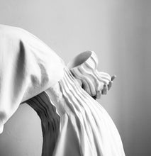 Load image into Gallery viewer, Wave sculpture